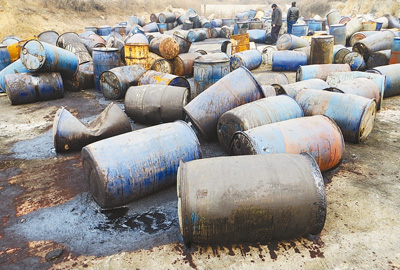 跨省非法排污何时休：每吨可获利数千元