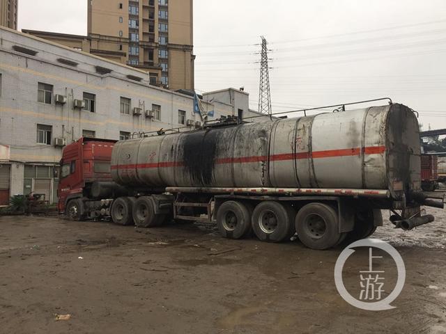 罐内残存有毒气体 修理工身亡两人营救被熏昏